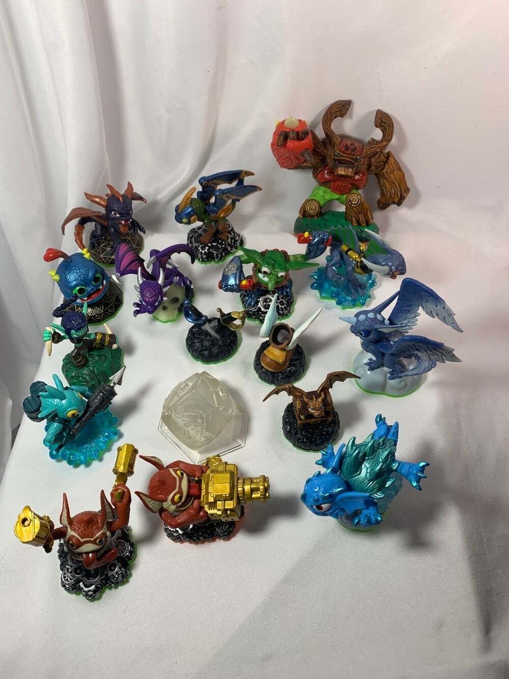 Skylanders Action Figures lot seventeen